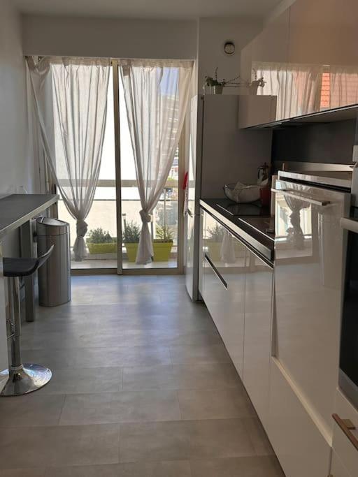 Appartement Panoramique Sur Mer Toulon Buitenkant foto